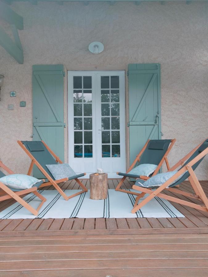 Chambre Familiale Anna "Mon Lit Au Pre" , Jusqu'A 4 Adultes Et 2 Enfants Avec Piscine Familles, Couples Ou Femmes Seulement Pontours Esterno foto